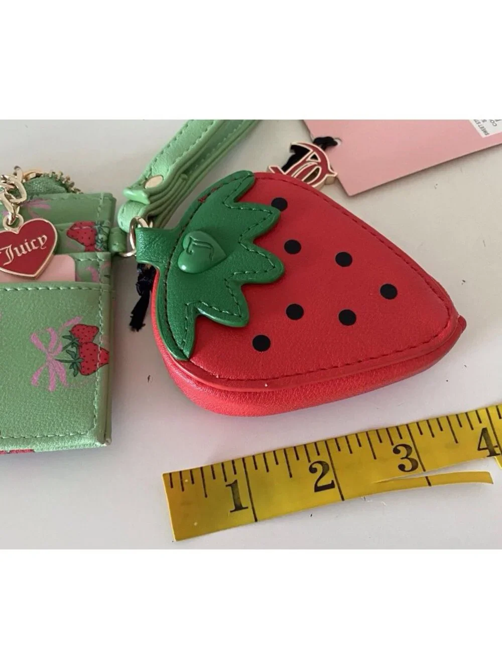 Juicy Couture‎ Sweet Strawberry Zip Card Case Wristlet Retro Green W/Coin Purse